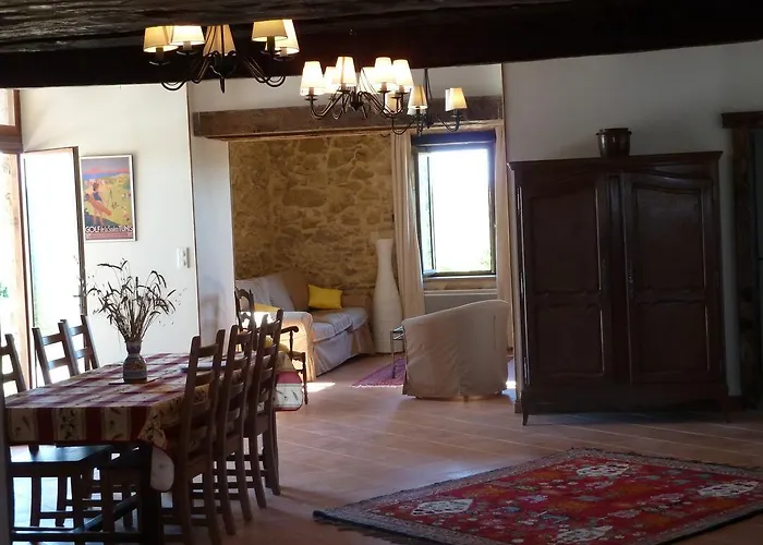 Villa Picanas Boussan